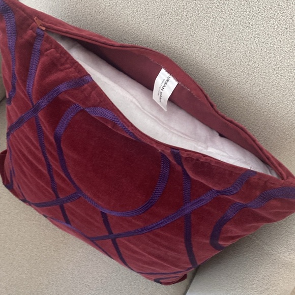 Urban Barn Decorative Pillow Cover and insert in Burgundy - Picture 3 of 5